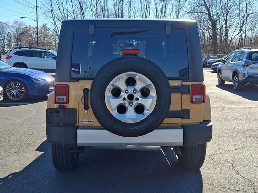 2013 Jeep Wrangler Sahara