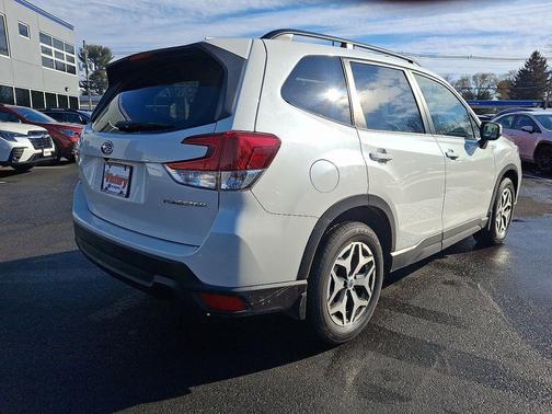 2020 Subaru Forester Premium