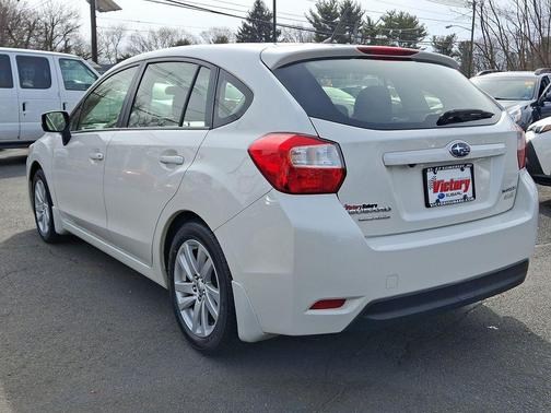 2015 Subaru Impreza 2.0i Premium