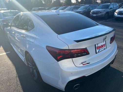 2019 Acura TLX Technology & A-Spec