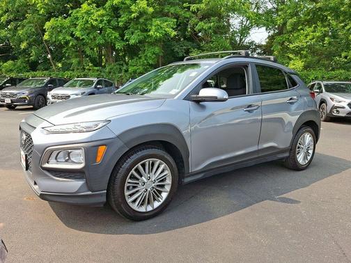 2021 Hyundai KONA SEL