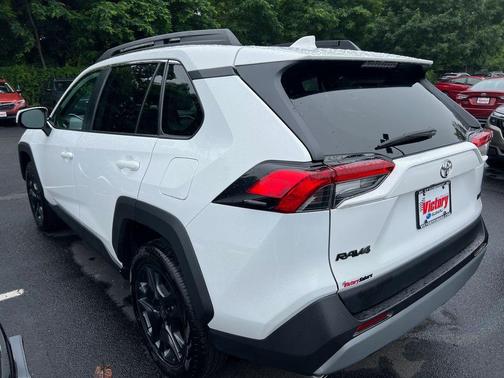 2023 Toyota RAV4 Adventure
