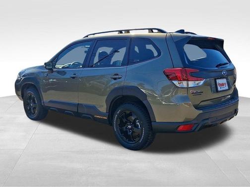Autumn Green Metallic 2025 Subaru Forester Wilderness