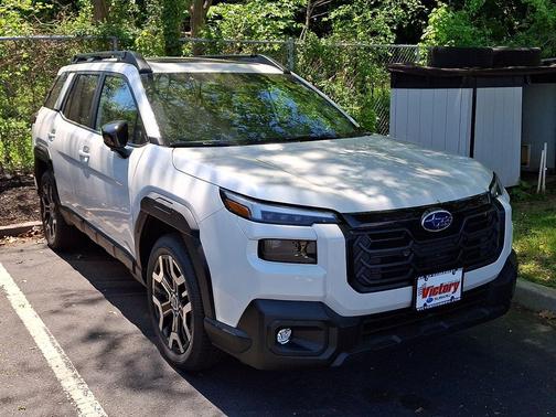 Crystal White Pearl 2026 Subaru Outback Touring XT