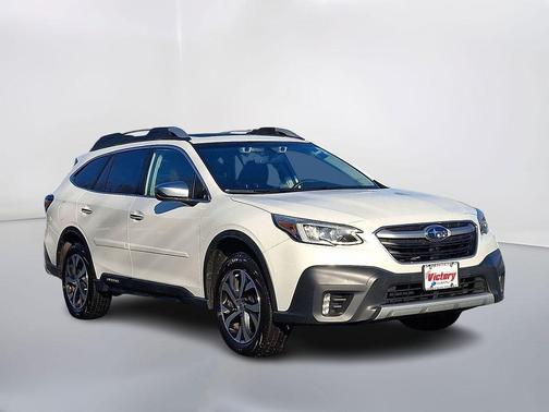 2022 Subaru Outback Touring