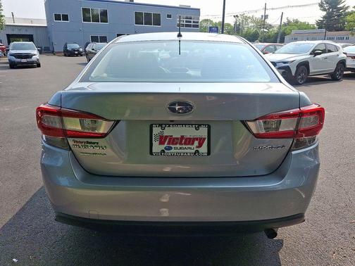 2022 Subaru Impreza Base