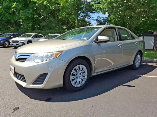 2013 Toyota Camry LE