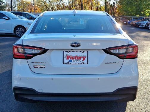 2023 Subaru Legacy 