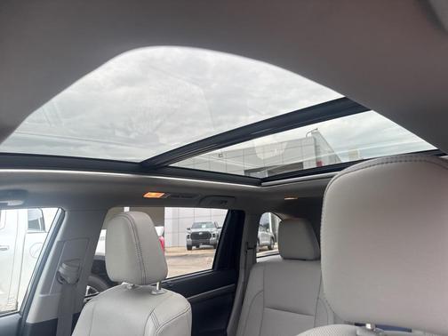 2018 Toyota Highlander Limited Platinum