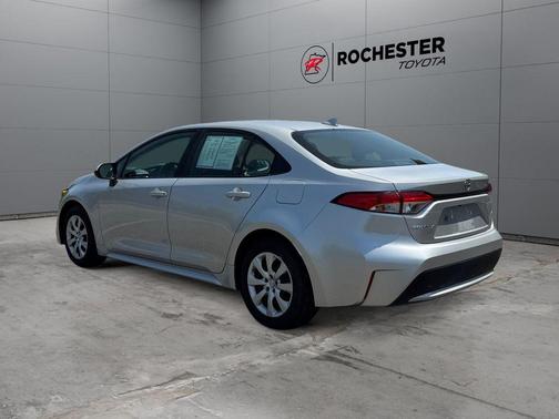 Classic Silver Metallic 2020 Toyota Corolla LE