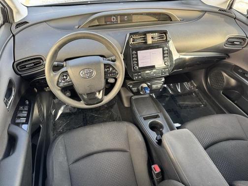 2020 Toyota Prius LE