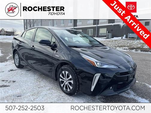 2020 Toyota Prius LE