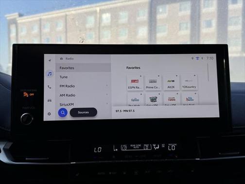 2025 Toyota Sienna Woodland Edition