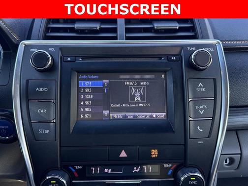 2017 Toyota Camry Hybrid LE