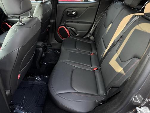 2018 Jeep Renegade Trailhawk