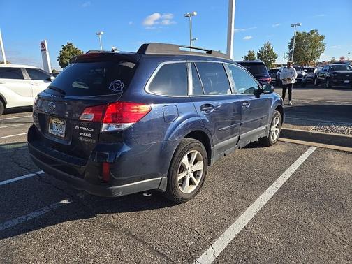 2013 Subaru Outback 2.5i Limited