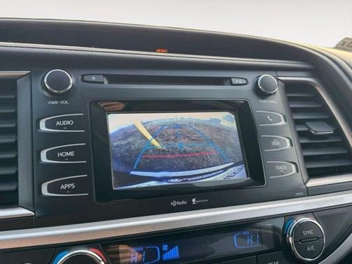 Attitude Black Metallic 2014 Toyota Highlander LE Plus