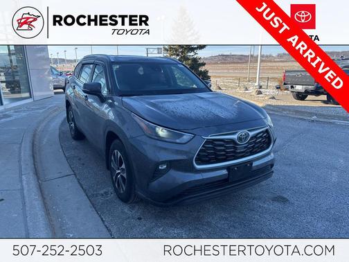 2024 Toyota Highlander XLE