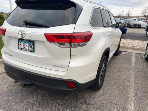 2017 Toyota Highlander XLE