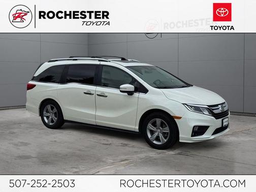 White Diamond Pearl 2018 Honda Odyssey EX-L
