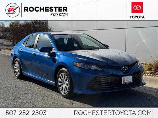 2019 Toyota Camry Hybrid LE