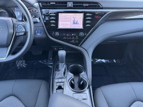 2019 Toyota Camry Hybrid LE