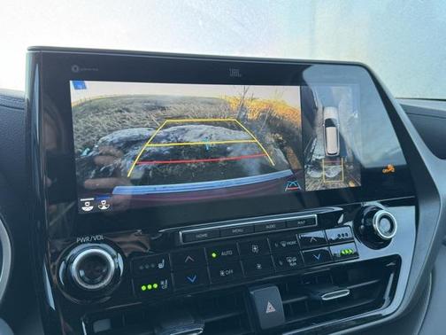 2022 Toyota Highlander Limited