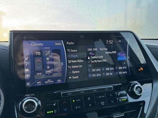 2022 Toyota Highlander Limited