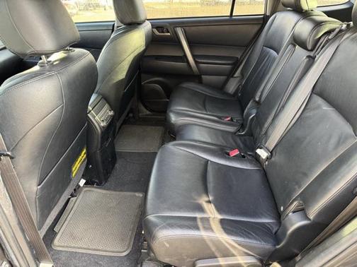 2008 Toyota Highlander Sport