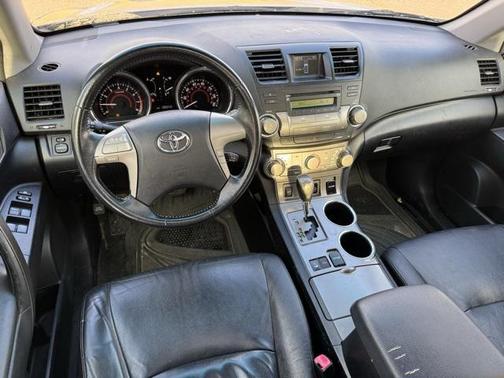 2008 Toyota Highlander Sport