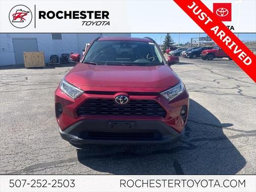 2020 Toyota RAV4 XLE