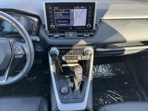 2020 Toyota RAV4 Hybrid SE