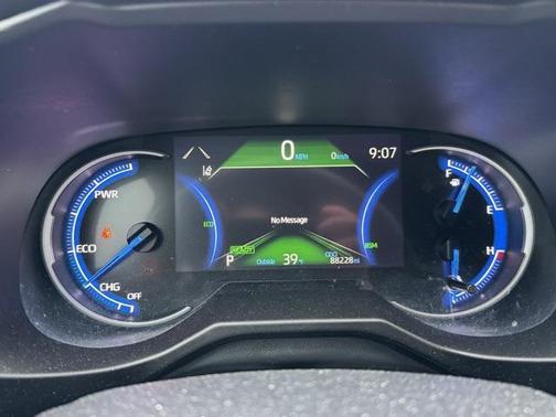 2020 Toyota RAV4 Hybrid SE