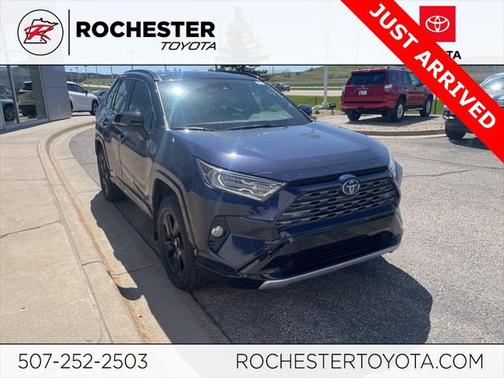 2020 Toyota RAV4 Hybrid SE