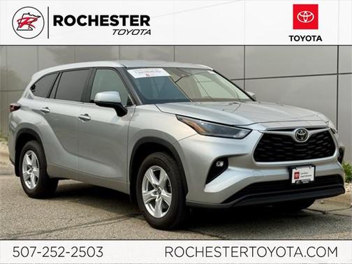 2024 Toyota Highlander LE I4