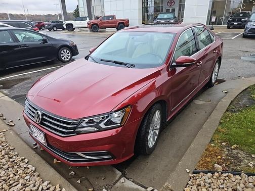 2017 Volkswagen Passat 1.8T SE