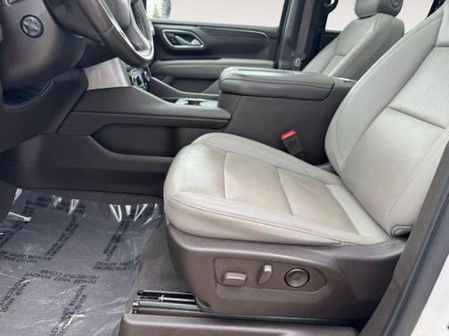 Iridescent Pearl Tricoat 2022 Chevrolet Tahoe Z71