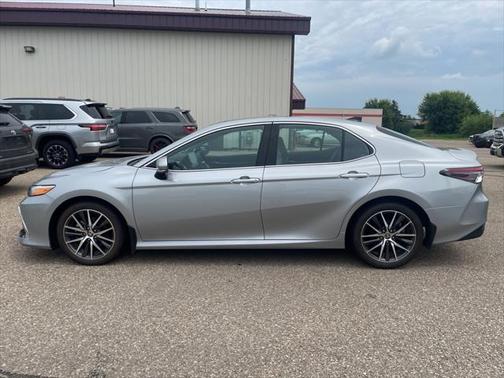 2023 Toyota Camry XLE
