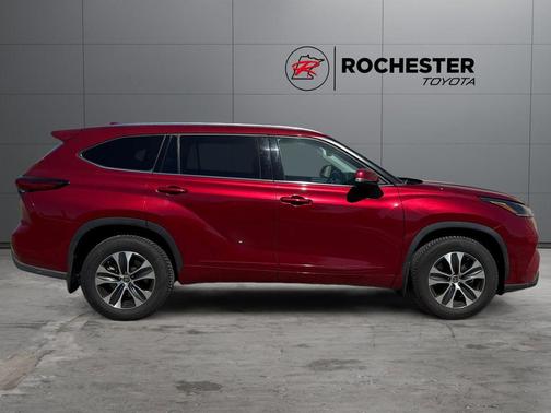 Ruby Flare Pearl 2021 Toyota Highlander XLE