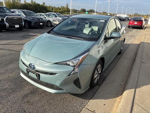 2017 Toyota Prius Two