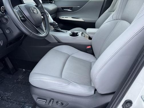 2022 Toyota Venza Limited