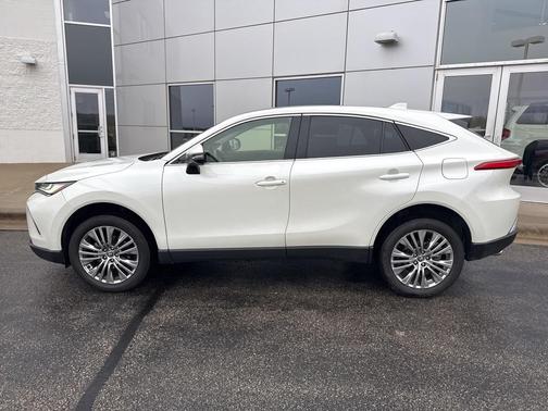 2022 Toyota Venza Limited