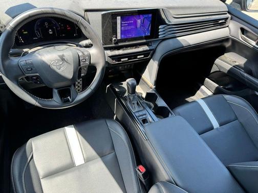 Underground 2025 Toyota Camry SE