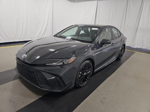Underground 2025 Toyota Camry SE