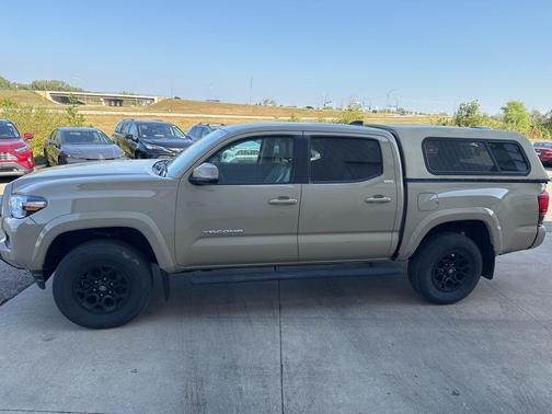 2020 Toyota Tacoma SR5