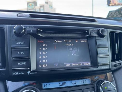 2018 Toyota RAV4 Hybrid XLE