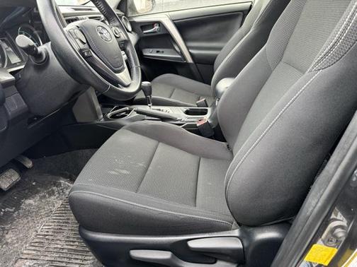 2018 Toyota RAV4 Hybrid XLE