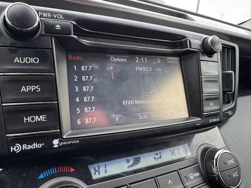 2018 Toyota RAV4 Hybrid XLE