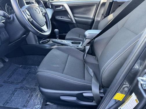 2018 Toyota RAV4 Hybrid XLE