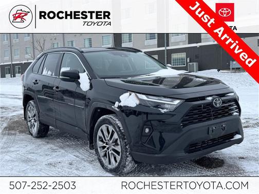 2022 Toyota RAV4 XLE Premium